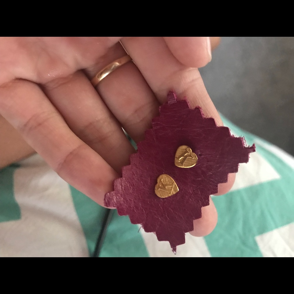 “K” LF earrings ❤️